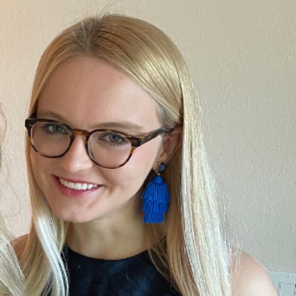 Meet your Posher, Annika